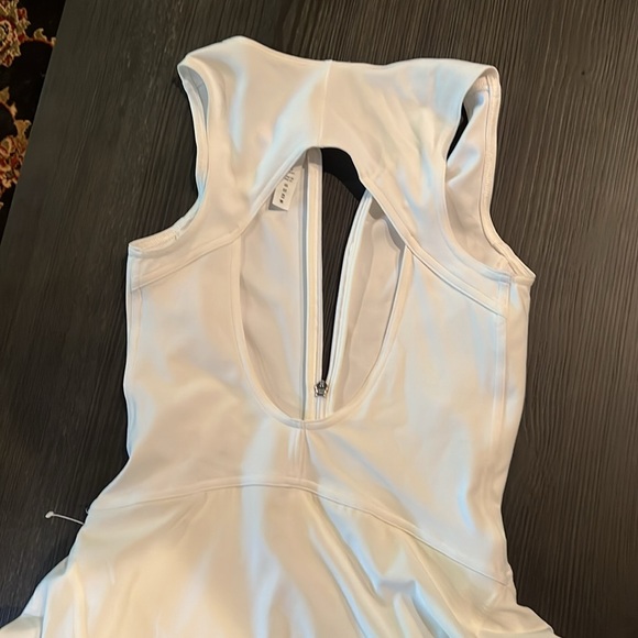 New Lululemon Activewear dress size 4 - Picture 5 of 5